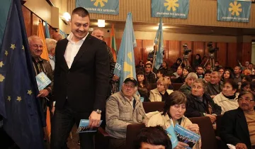 Бареков към партиите: Споразумение през юни за предсрочен вот наесен