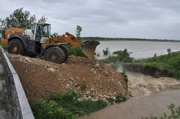 Широка 500 м вълна заля Видинско