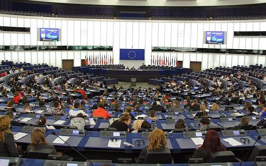 ЕВРОБУДИЛНИК: Да говориш за 60 секунди