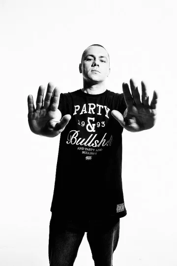 20 неща, които не знаете за Ицо Хазарта