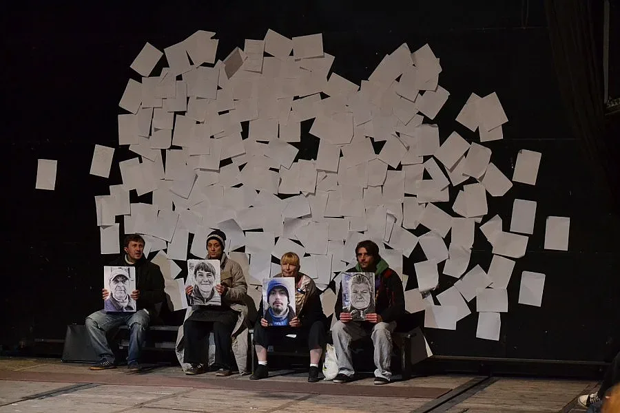 Актуални постановки играха на „Тара-ра-бумбия"