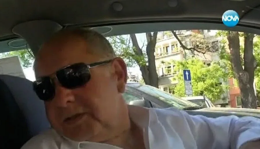 Таксиметров шофьор върна забравено портмоне с крупна сума