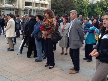 Йотова: Българите искат доходи, предсказуема политика и развитие
