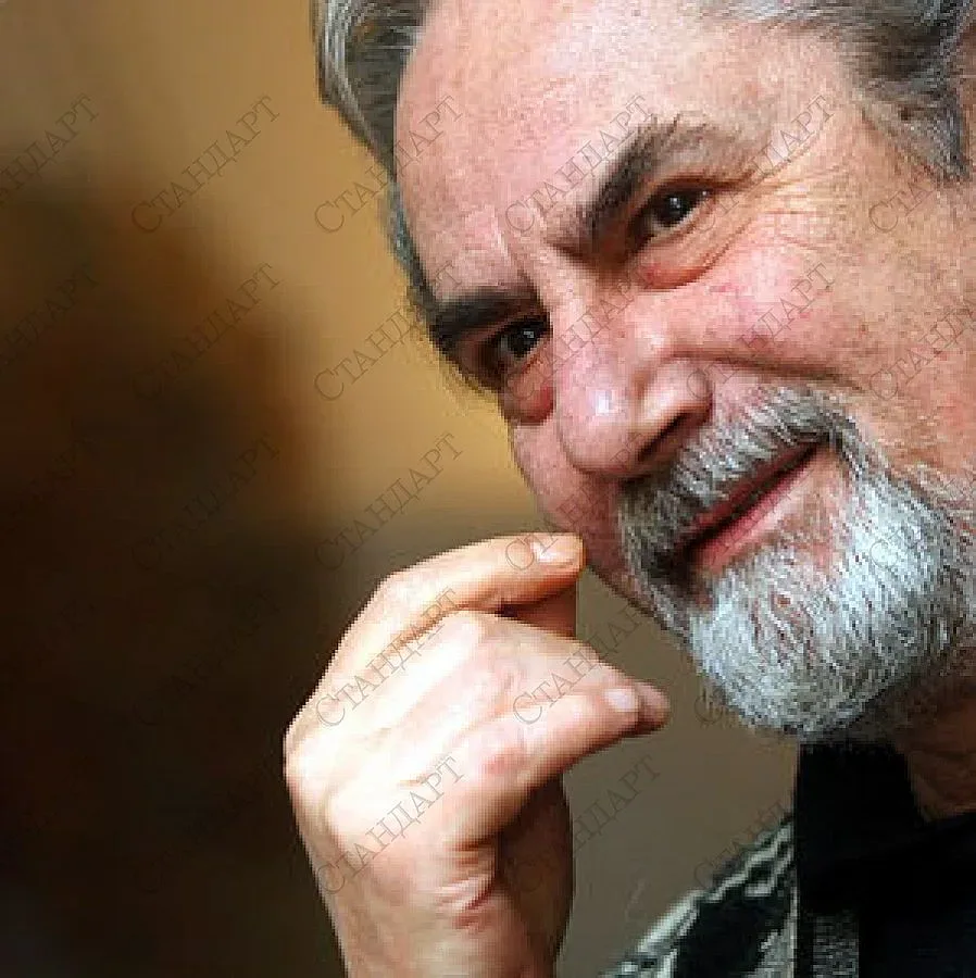 Почина Никола Гюзелев