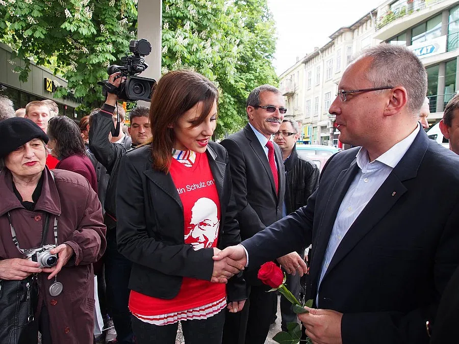 Станишев взе участие в инициатива на португалски социалисти