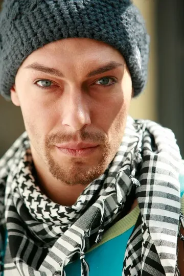 Боби-Урсула вае фризури на Ботуша