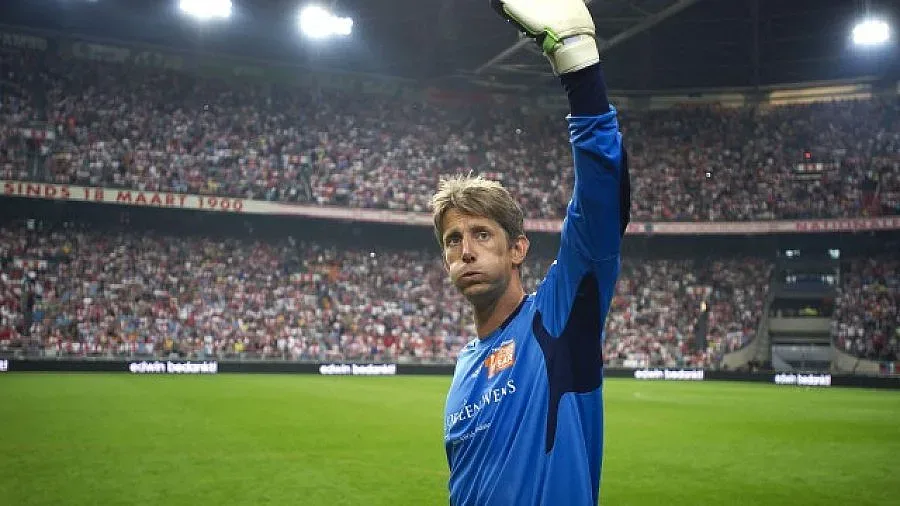 Ван дер Саар може да се върне в Юнайтед 