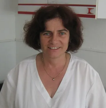 Шефка на дентален център печели конкурс и отказва да подпише договор