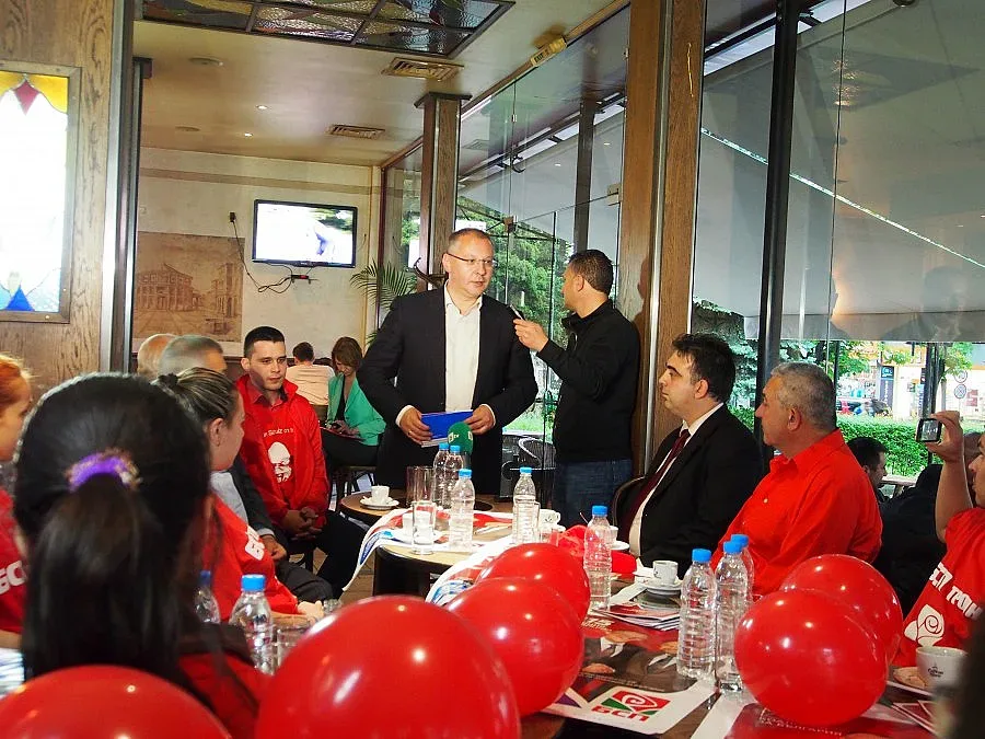 Станишев: Разработва се сценарий за дискредитация на правителството