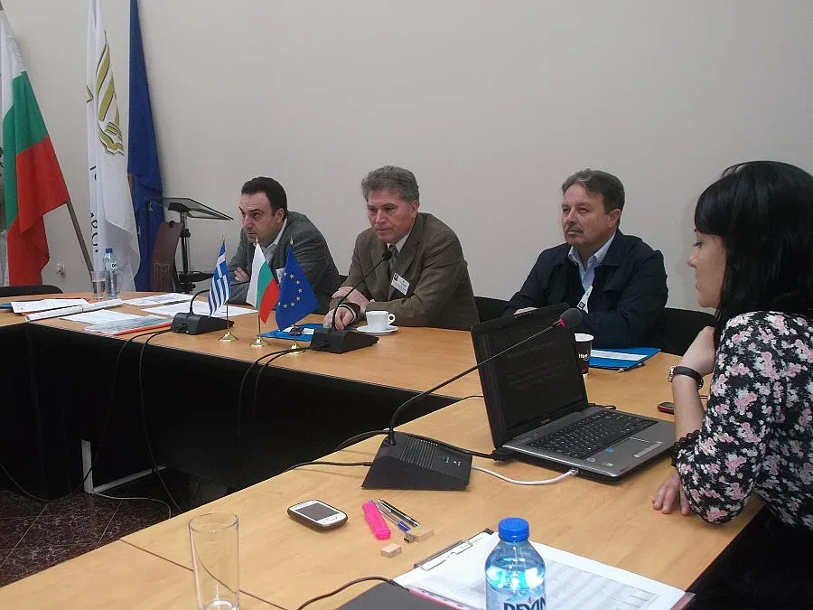 Гърци на конференция в ЮЗУ