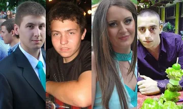 Почернените майки на Влади и Цвети искат:  Крумови закони за убийците на пътя