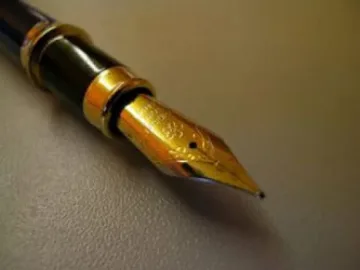 „Златно перо" за директор на гимназия