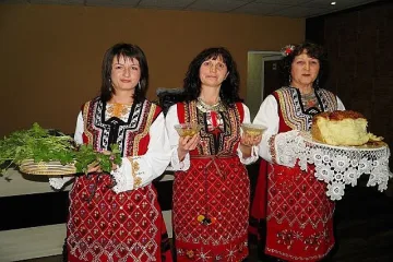Жените туристки от Разлог празнуваха 30-годишен юбилей