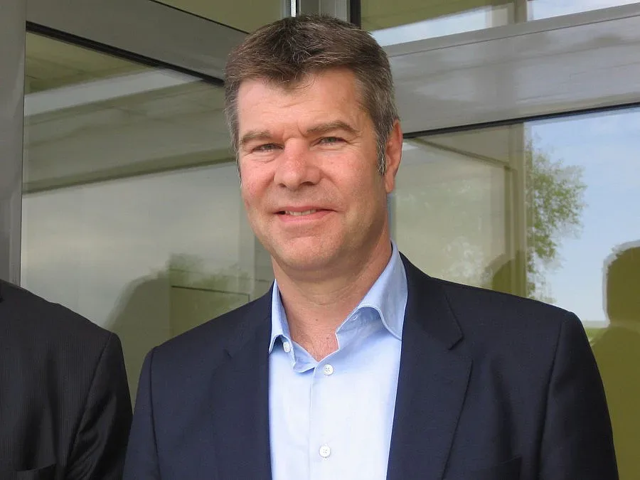 Швейцарец си купи 30 дка в Монтана, ще строи завод