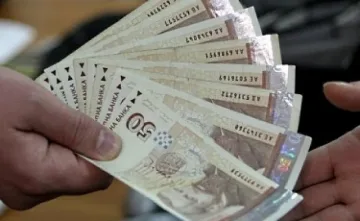 Средният осигурителен доход за март се е покачил с 20 лв.