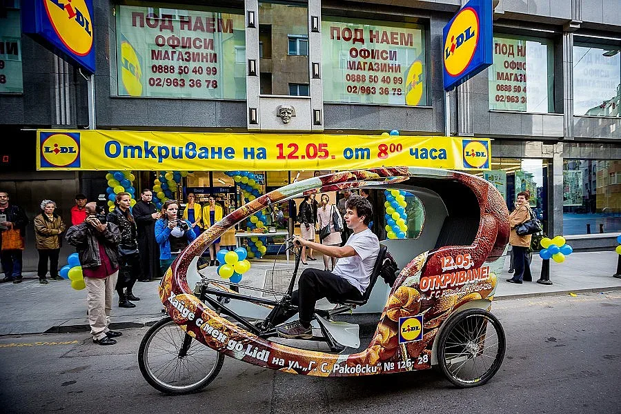 Рикши по Раковска в София 