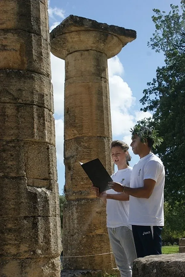 Студенти от НСА посетиха Международната олимпийска академия