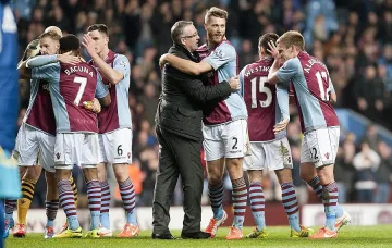 Собственикът на Астън Вила продава клуба 