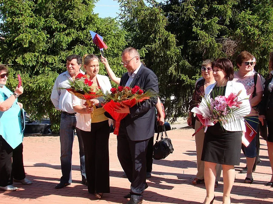 Станишев и Стойнев се срещнаха с граждани от Стара Загора