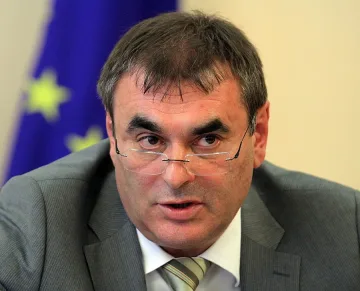 До 4 г. Варна ще си премести пристанището