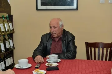 Първите частници: Байчев купил магазин на цената на "Балкан"