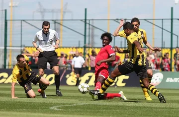 ЦСКА изпусна второто място