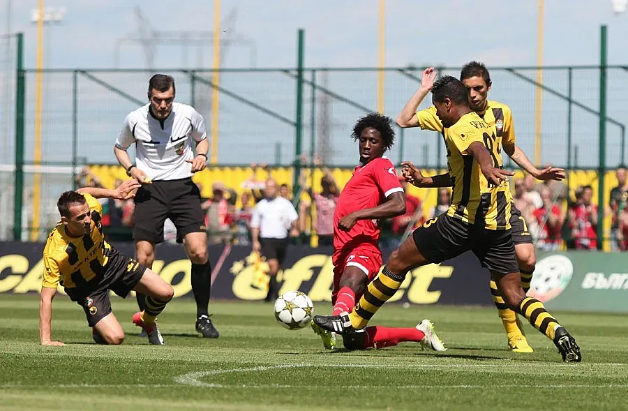 ЦСКА изпусна второто място