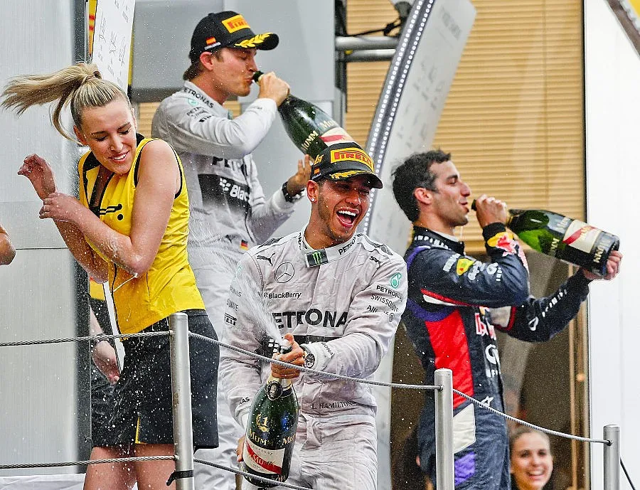 Четири поред за Хамилтън