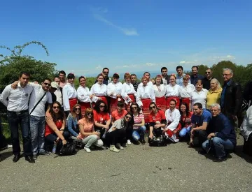 С призива „Гласувайте, за да се чуе българското" БСП почете празника на свети Кирил и Методий