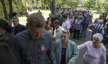 Провокации и сблъсъци на референдума в Източна Украйна