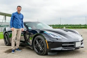 Подариха супер кола на Райън Гигс