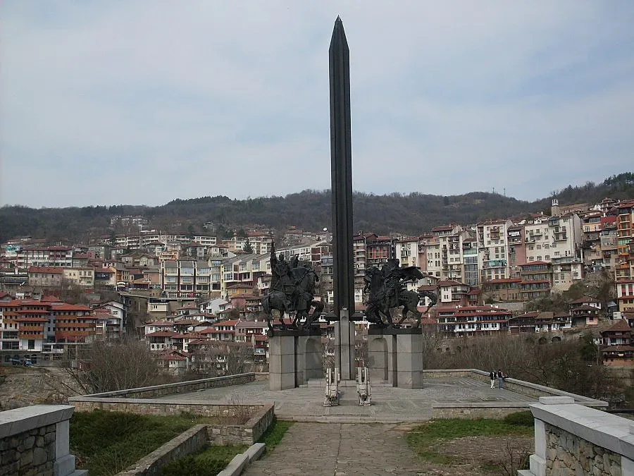 Любов от вечен поглед в Търново