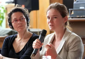 Достена Лаверн събра интелектуалци от запада и изтока