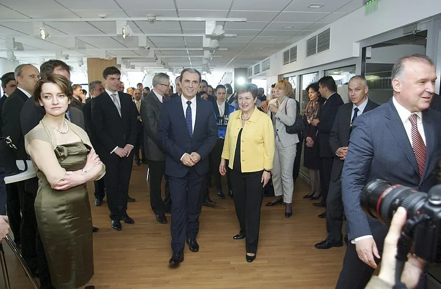 Орешарски пита Вигенин за помощ за Украйна