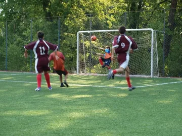 Деца в Симитли ритат за 100 г. „Левски”