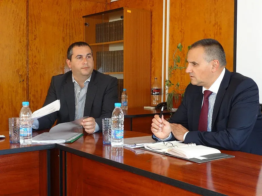 Умуват за организацията на „Пирин пее”