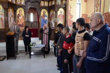 Затворнически храм чества своя празник