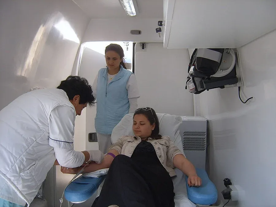 Младежи дариха кръв в Кърджали