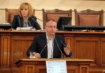 Станишев: Искам българските полицаи да знаят кой саботира Закона за МВР