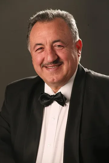 Кирил Икономов празнува юбилей