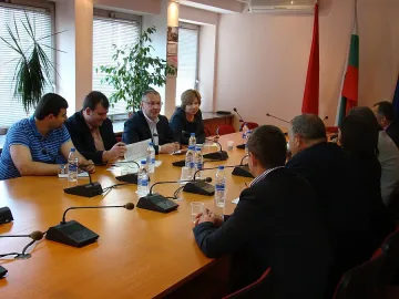 Станишев: Разрешаваме проблемите на зърнопроизводителите