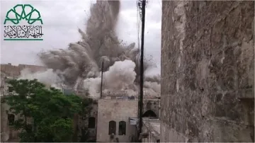 Сирийски бунтовници взривиха хотел Карлтон в Алепо