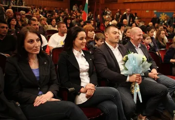 Коджабашева: Данъчни облекчения за бизнеса, ако инвестира в наука