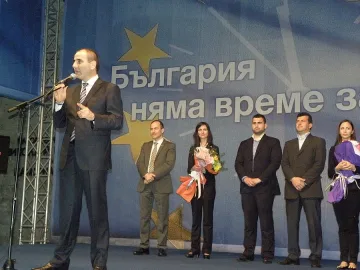 Цветанов: Борим се за убедителна победа