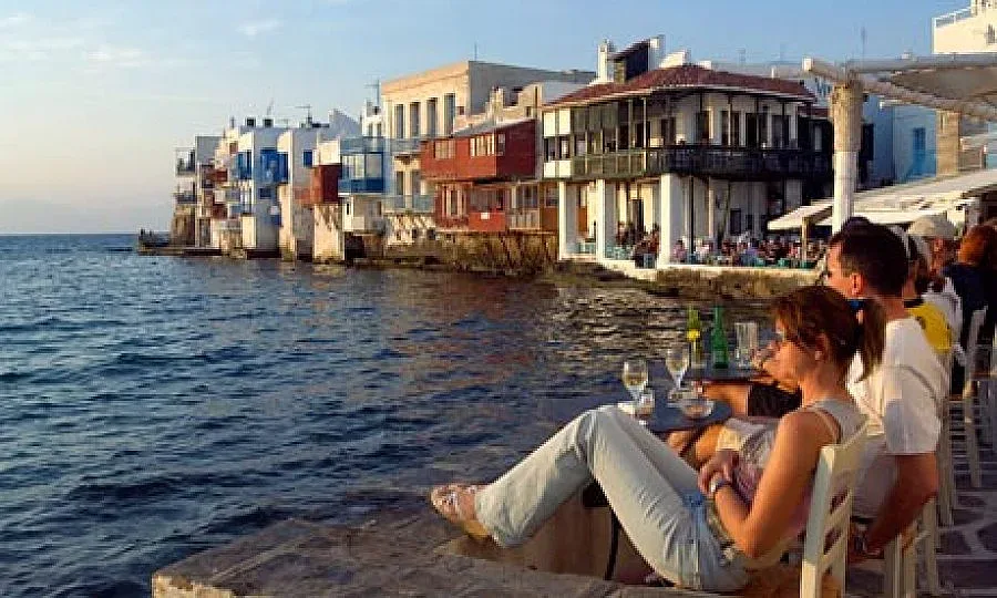 Ваканция при комшиите 