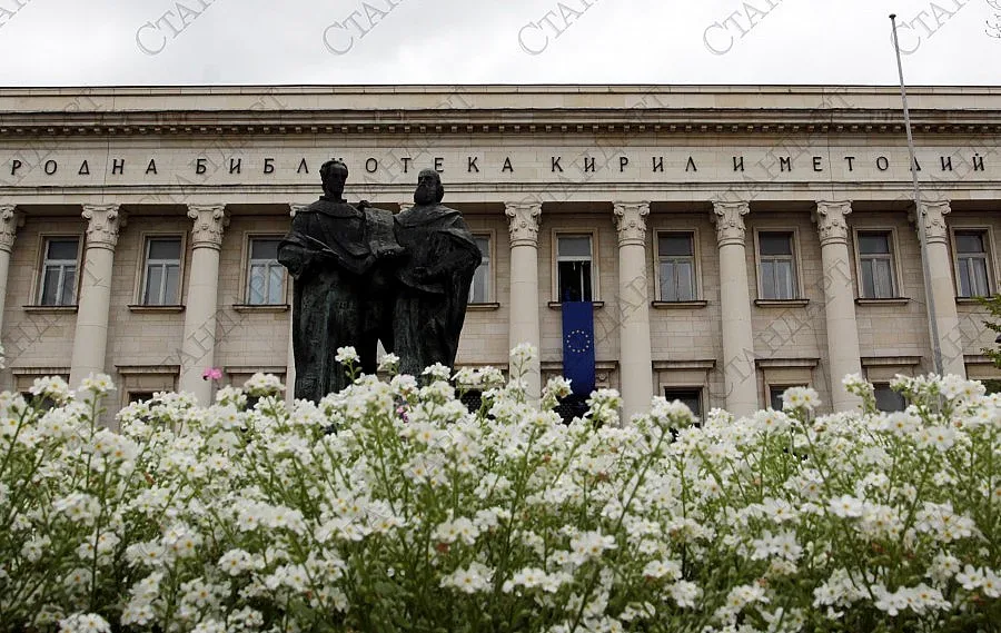 Слънце и облаци на 8 май