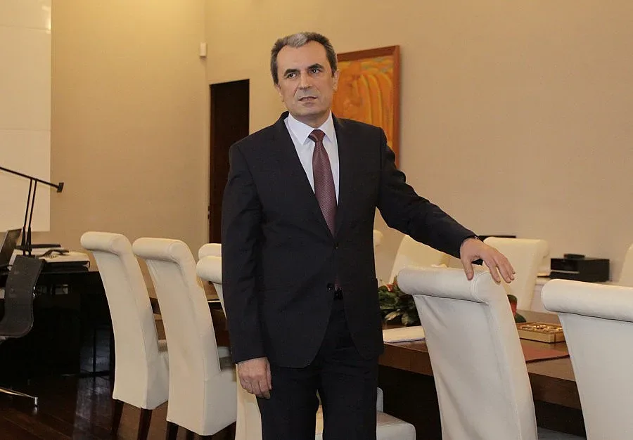 Орешарски: Няма основание за спиране на доставките на газ