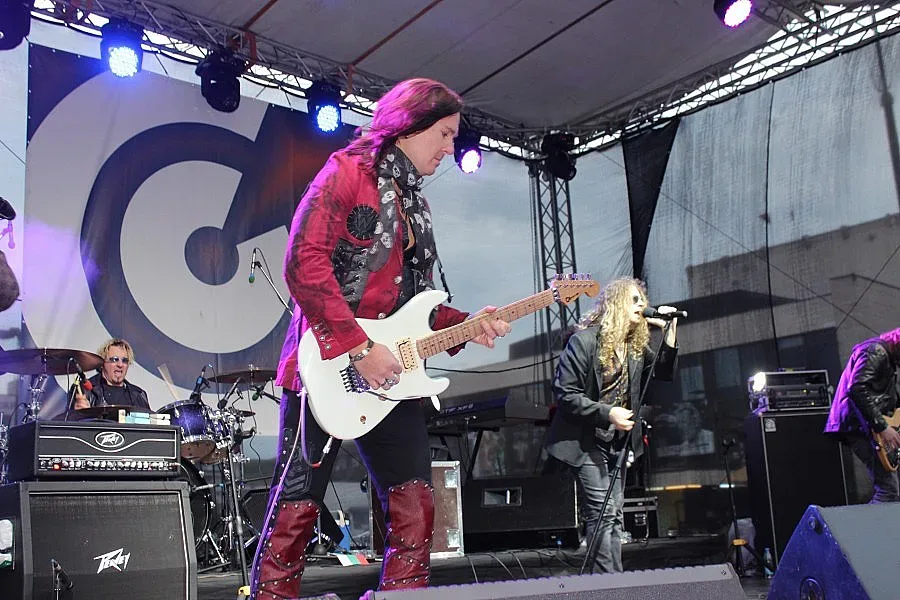 Стотици фенове на Deep Purple у нас пяха „Smoke on the water" 