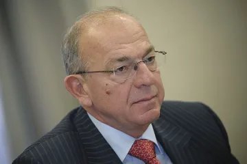 Депутатите прекратиха пълномощията на Папаризов