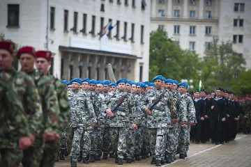 Плевнелиев: Народът винаги е вярвал в своята армия